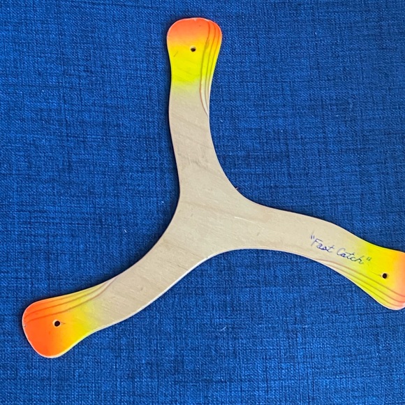FAST CATCH BOOMERANG ~ good for beginner teens and adults - Picture 4 of 5